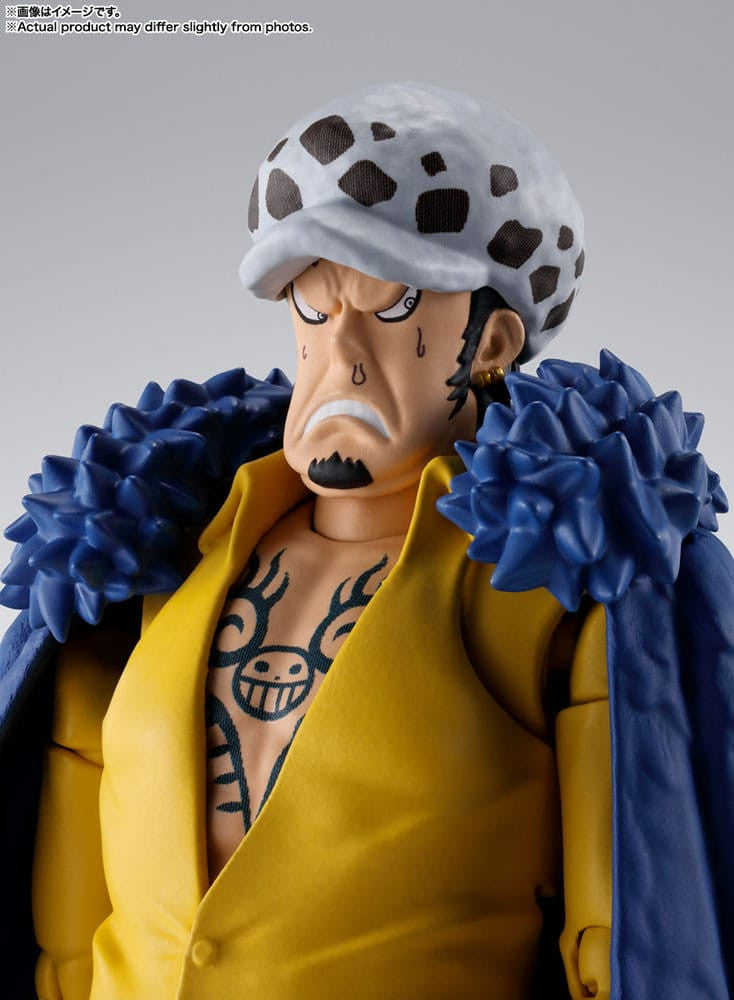 One Piece  Trafalgar Law -The Raid on Onigashima- 16 cm S.H. Figuarts Action Figure