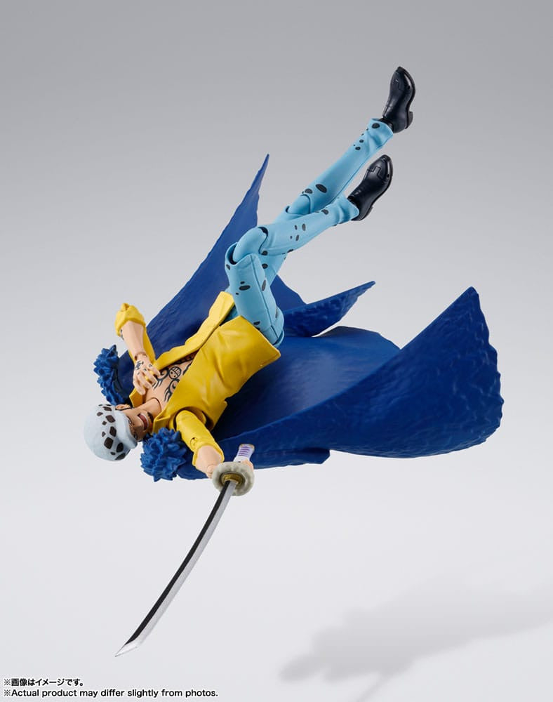 One Piece  Trafalgar Law -The Raid on Onigashima- 16 cm S.H. Figuarts Action Figure