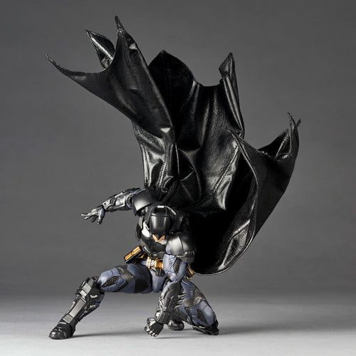 Batman: Arkham Knight Batman Revoltech Amazing Yamaguchi Action Figure