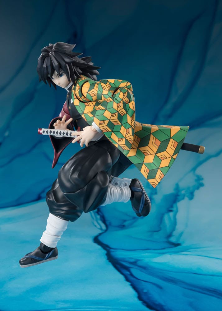 Demon Slayer: Kimetsu no Yaiba Giyu Tomioka S.H.Figuarts Action Figure 15 cm