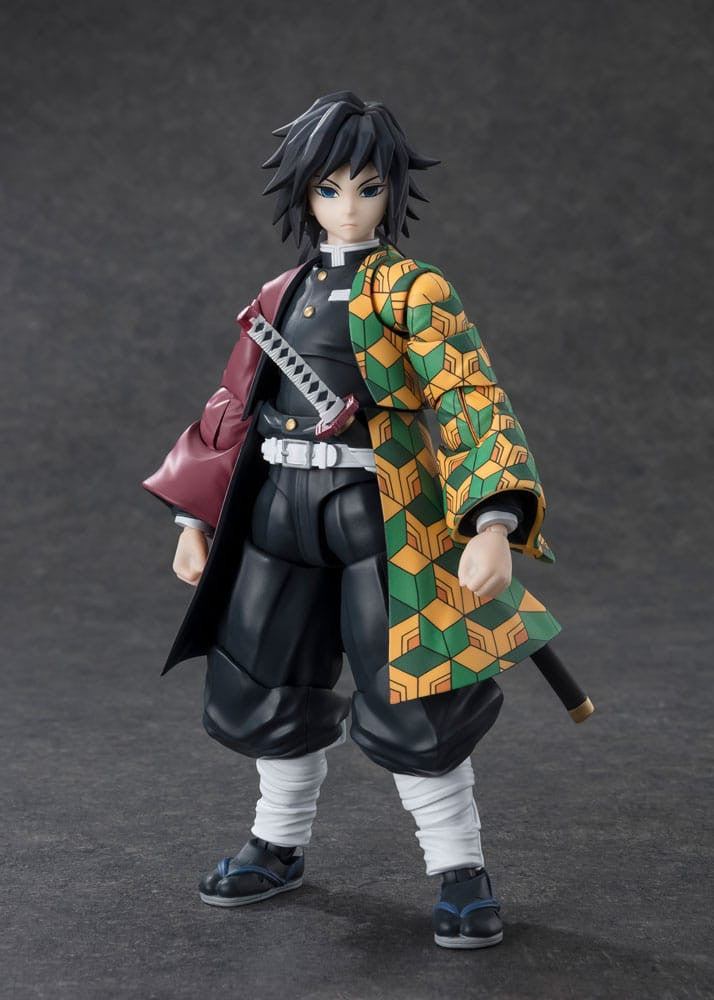 Demon Slayer: Kimetsu no Yaiba Giyu Tomioka S.H.Figuarts Action Figure 15 cm