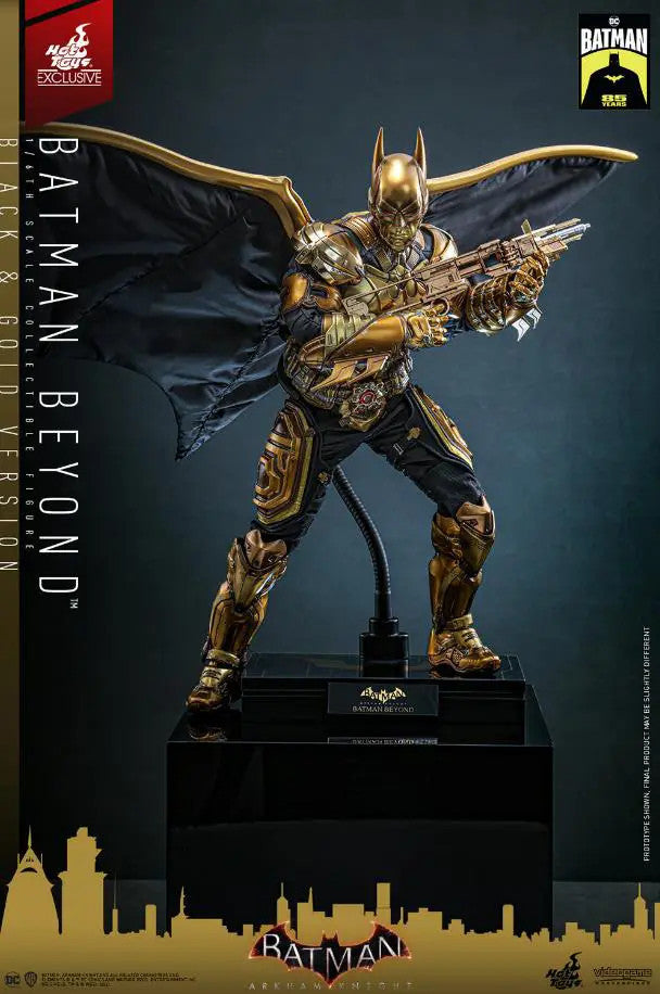 Hot Toys Batman Beyond (Black & Gold Version) 1:6