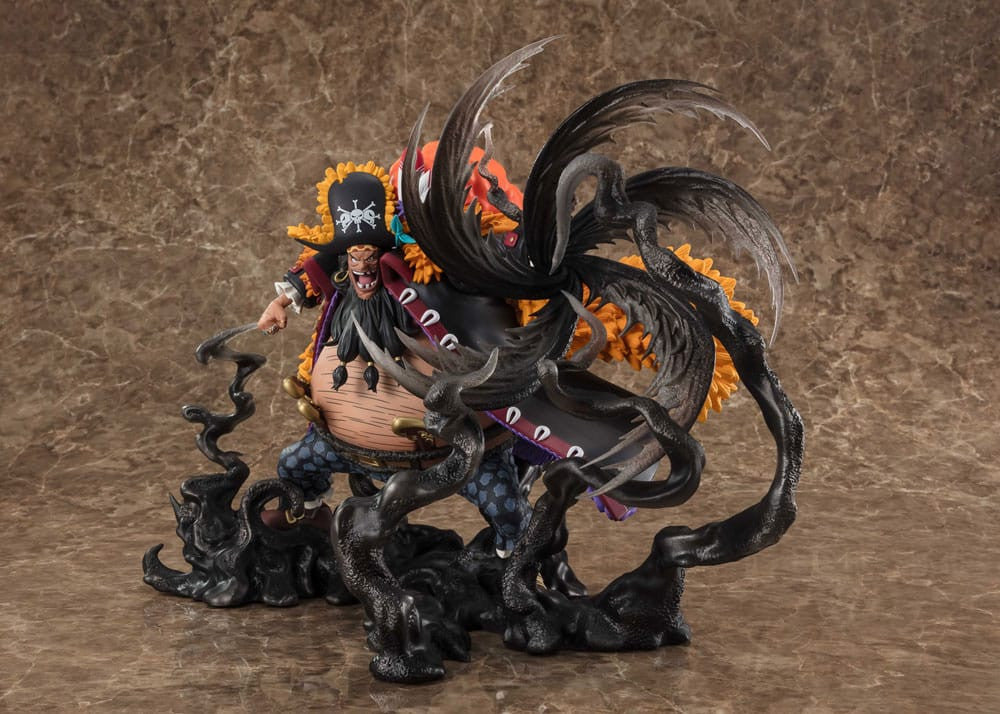 One Piece: Marshal D. Teach (Blackbeard) Kurouzo FiguartsZero 24cm