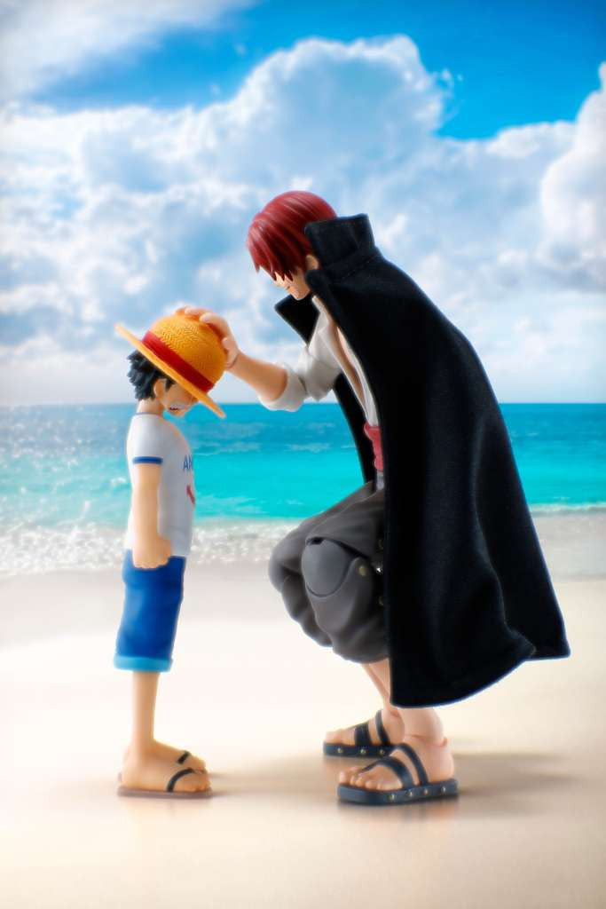 One Piece: Shanks & Monkey D Luffy Childhood S.H.Figuarts Action Figure