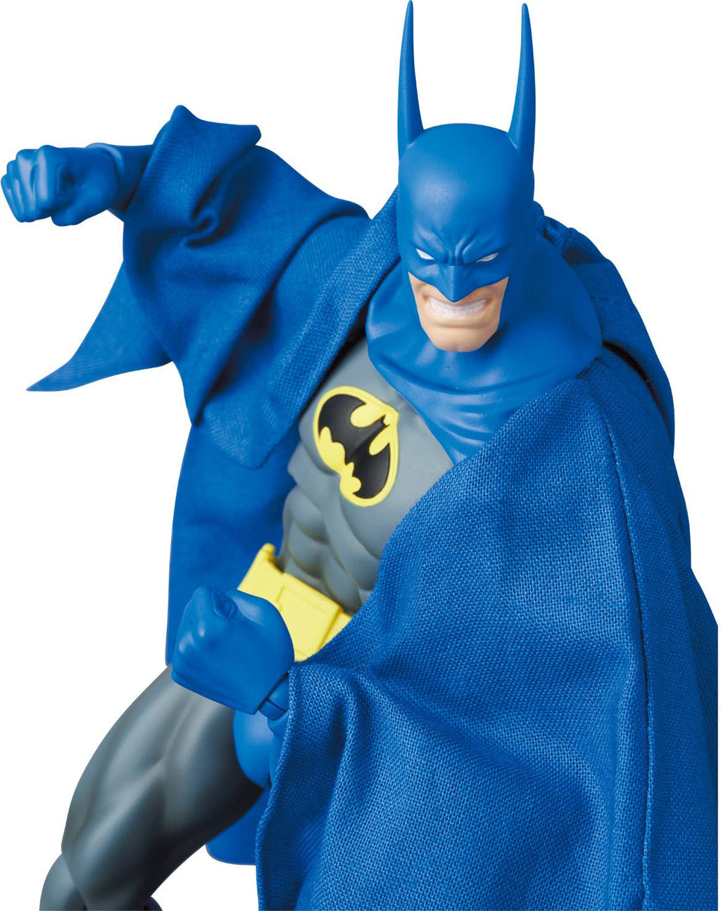 MAFEX Batman: Knight Crusader Batman (Reissue)(No.215)