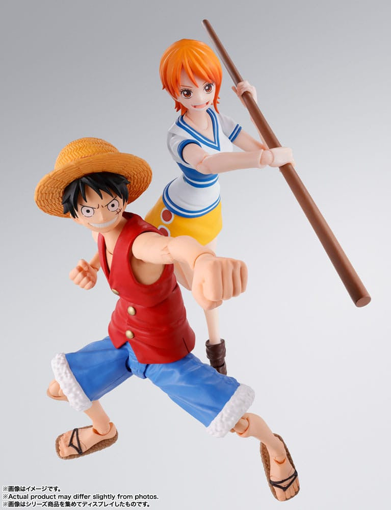 One Piece: Nami Romance Dawn S.H.Figuarts Action Figure