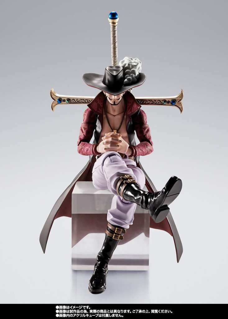 One Piece: Dracule Mihawk Hawkeye S.H.Figuarts Action Figure