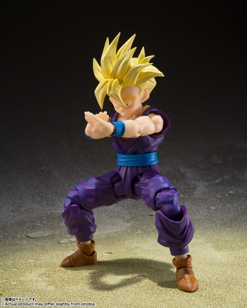 Dragon Ball Z Super Saiyan Son Gohan - The Warrior Who Surpassed Goku S.H. Figuarts Action Figure