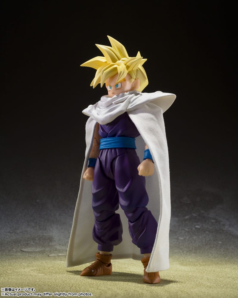 Dragon Ball Z Super Saiyan Son Gohan - The Warrior Who Surpassed Goku S.H. Figuarts Action Figure