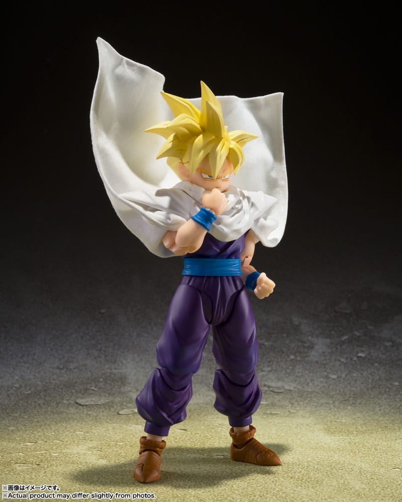 Dragon Ball Z Super Saiyan Son Gohan - The Warrior Who Surpassed Goku S.H. Figuarts Action Figure