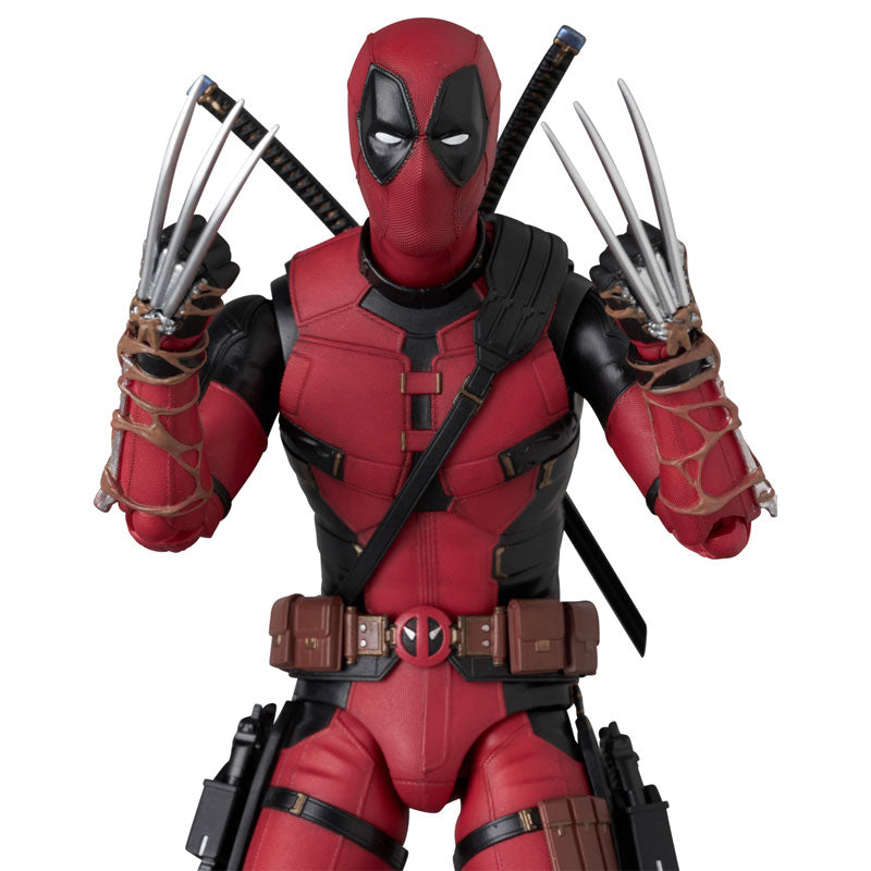 MAFEX Deadpool: Deadpool & Wolverine (No.284)