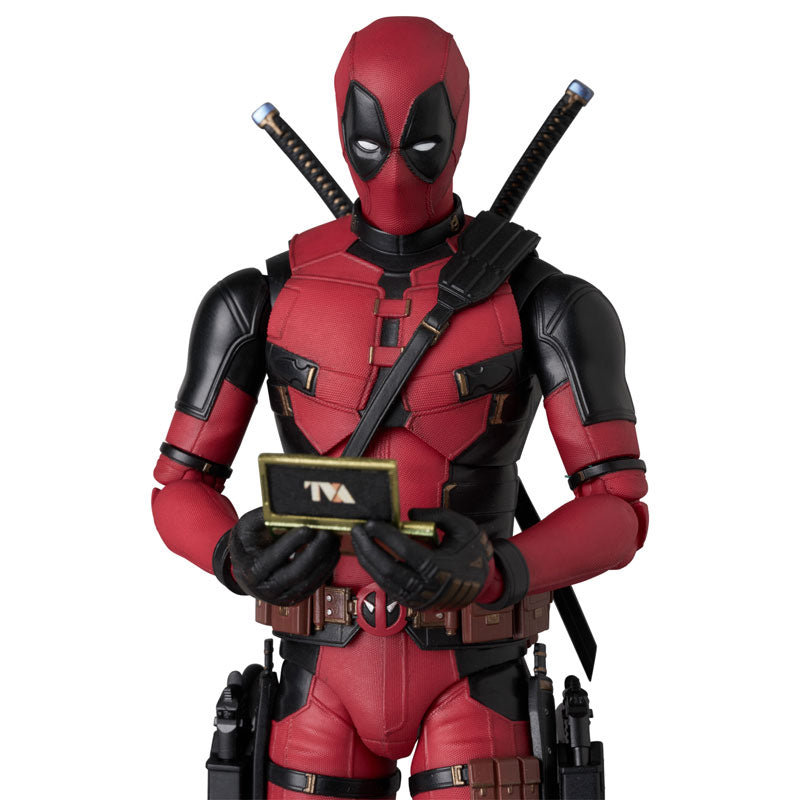MAFEX Deadpool: Deadpool & Wolverine (No.284)