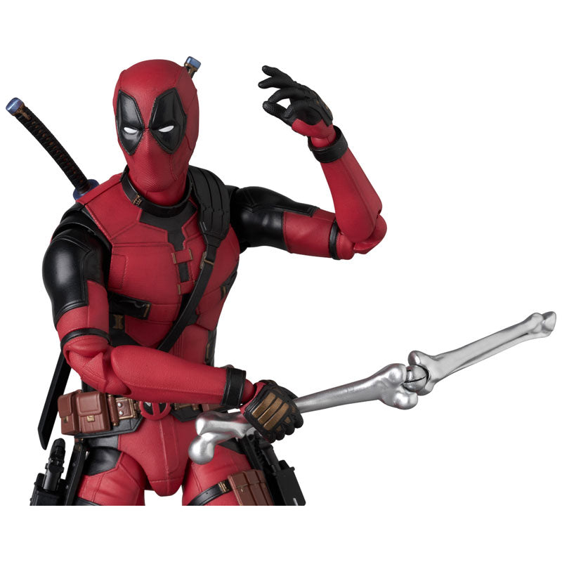 MAFEX Deadpool: Deadpool & Wolverine (No.284)