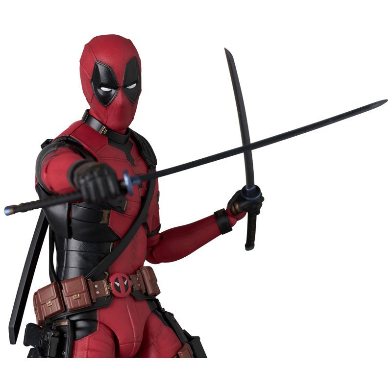 MAFEX Deadpool: Deadpool & Wolverine (No.284)