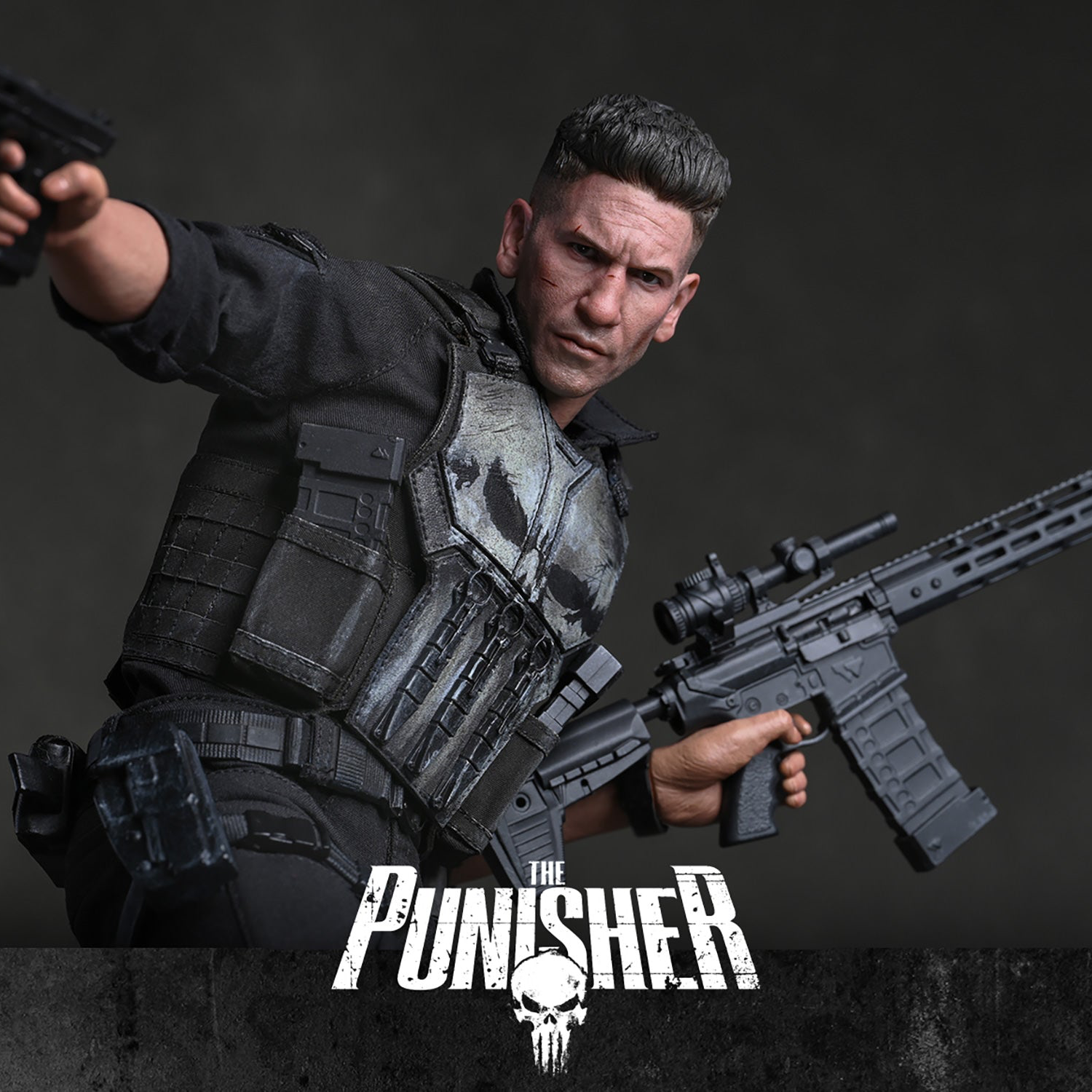 Hot Toys The Punisher 1/6 Scale Action Figure